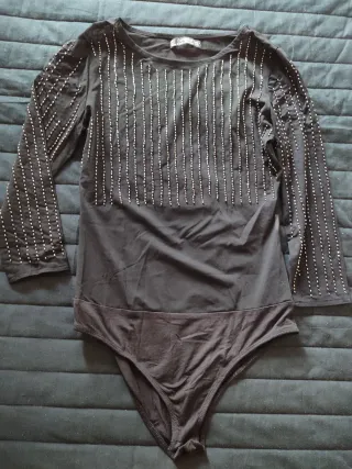Body Fiesta Bershka pedrería