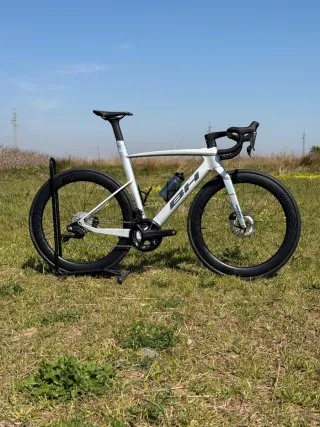 Bicicleta Carretera BH Aerolight 7.0 2026
