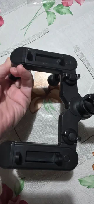 Supporto auto per cellulare