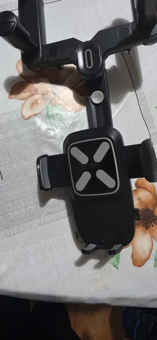 Supporto auto per cellulare