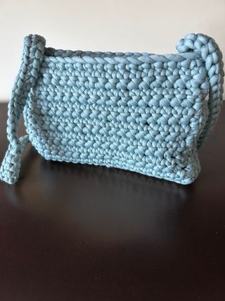 Bolso de ganchillo azul