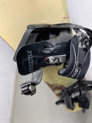 Tabla Snow K2 Luna con Fijaciones Burton