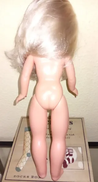 Muñeca Nancy Rubia Vestido Verde