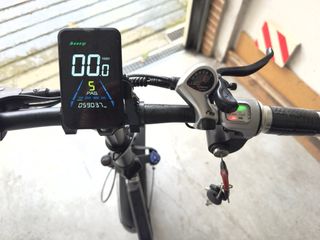 Bicicleta Eléctrica Plegable Negra