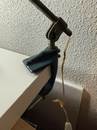 Lámpara de mesa industrial azul