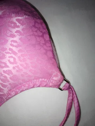 Sujetador rosa con estampado de leopardo