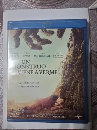 Un Monstruo Viene a Verme Blu-ray