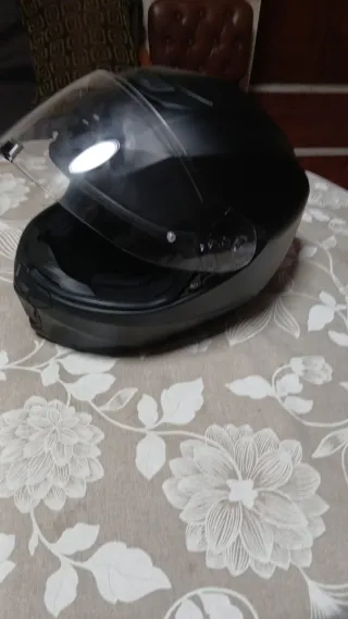 Casco de moto negro Scorpion