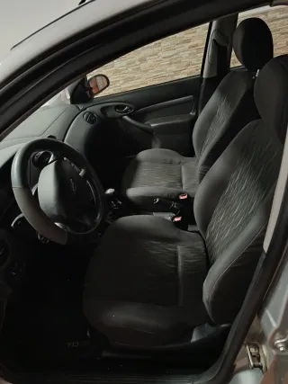 Ford Focus 2003