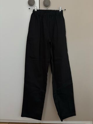 Pantalones largos negros chica