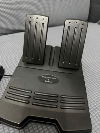 Volante PS1/PS2 Guillemot Shock 2 Racing Wheel