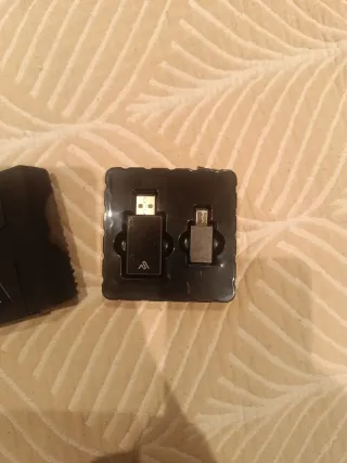 AutoSky 2 en 1 Adaptador CarPlay Inalámbrico