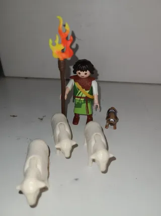 Lote 18. Ovejero playmobil