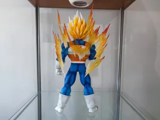 Dragon Ball Z Vegeta Super Saiyan Figure