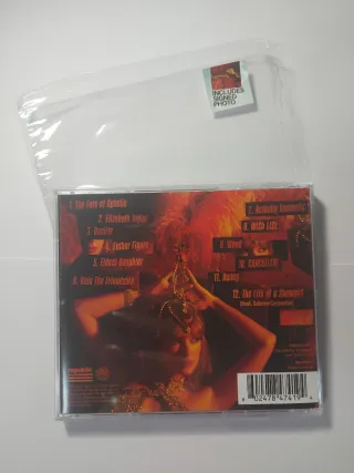 Taylor Swift The Life Of A Showgirl CD Firmado