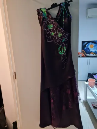 Vestido de fiesta con lentejuelas verdes