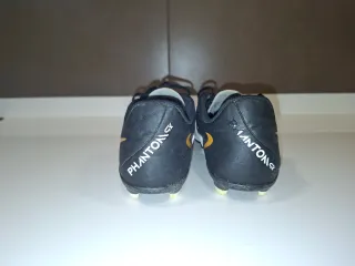 Botas de fútbol Nike Phantom GX tacos número 37.5
