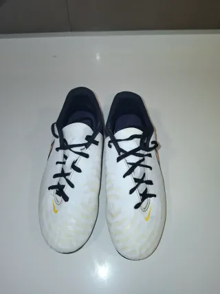 Botas de fútbol Nike Phantom GX tacos número 37.5