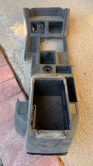 Consola Central Montero V20