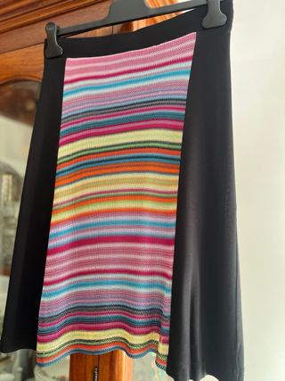 Falda Jotazige Talla 38 Negro Multicolor