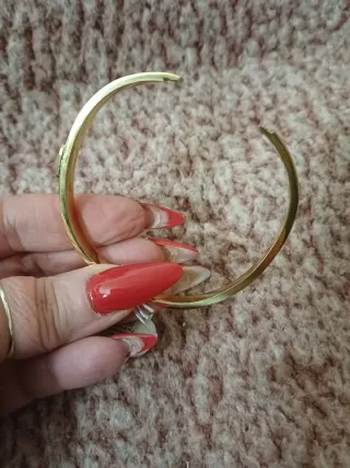 Bracciale donna oro con strass neri