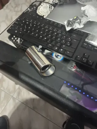 Cola de escape cromada