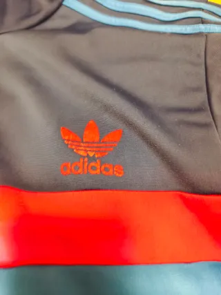 Chaqueta Adidas Tracksuit Azul y Roja