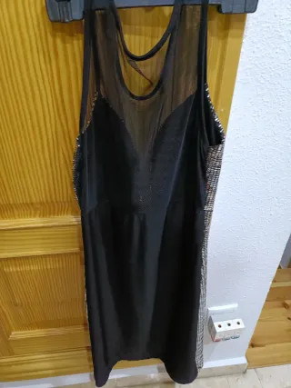 Vestido lentejuelas plateadas y negro