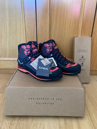 Botas Salewa Crow 44 nuevas