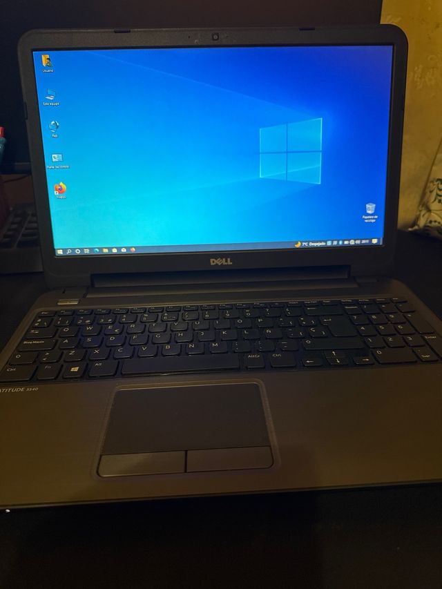 Dell Latitude 3540 Plata