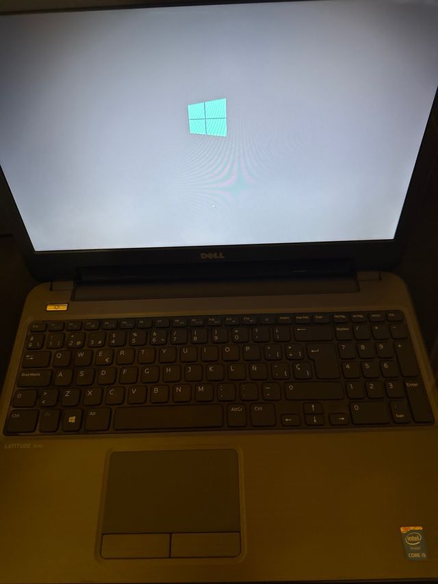 Dell Latitude 3540 Plata