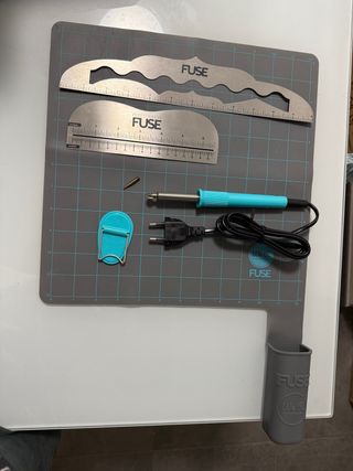 Herramienta Fuse We R Memory Keepers + Tapete