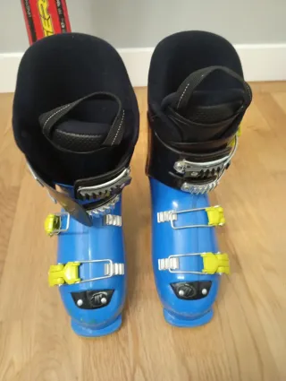 Esquís, botas, casco y bastones junior