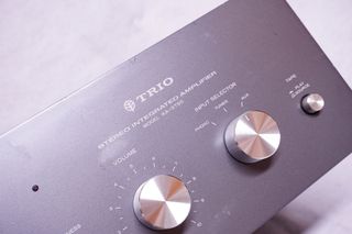 Amplificador Kenwood KA-3750