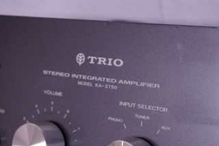 Amplificador Kenwood KA-3750