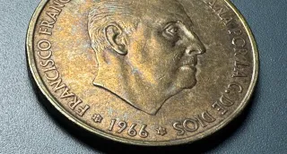 Moneda Francisco Franco 1966 Plata