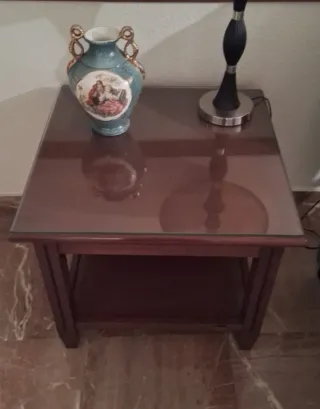OFERTAN ESPECIAL!!!!!!! Mesa auxiliar madera y cr