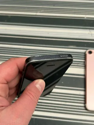 Lote 2 teléfonos Apple: iPhone 5 y iPhone 7