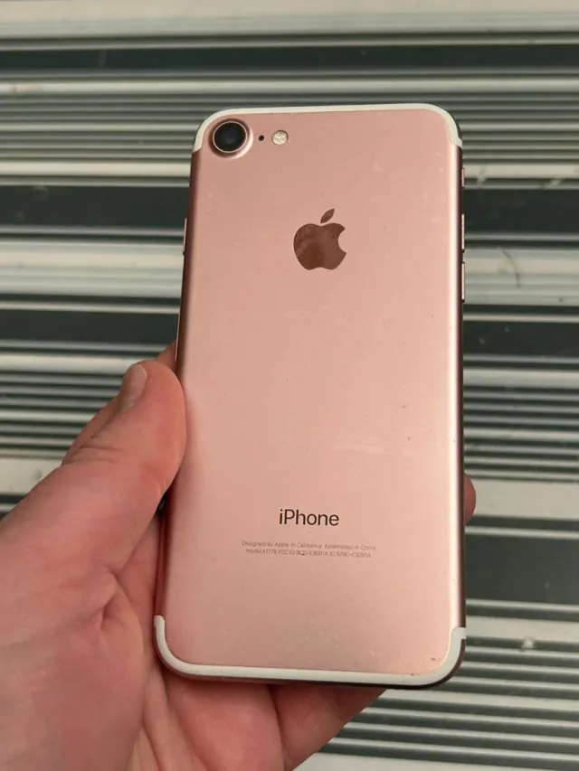 Lote 2 teléfonos Apple: iPhone 5 y iPhone 7