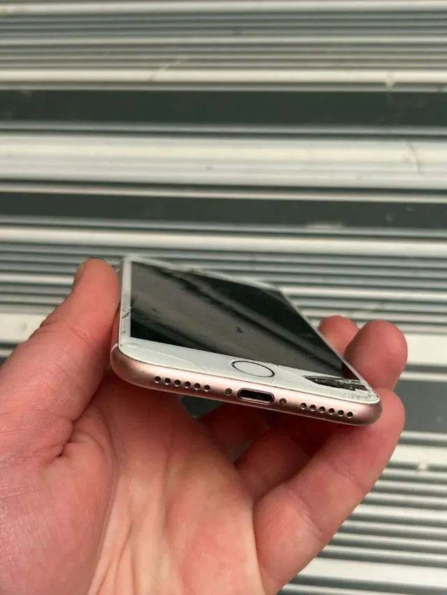 Lote 2 teléfonos Apple: iPhone 5 y iPhone 7