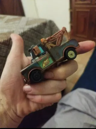 Coches de metal Rayo McQueen y Mate