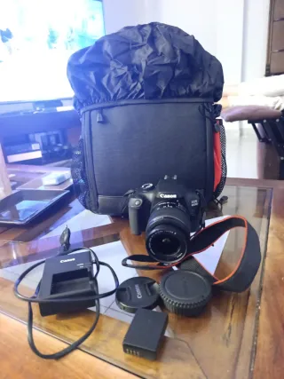 Cámara Canon EOS 4000D Negra