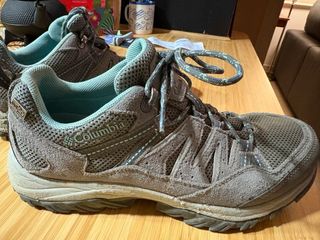 Botas de senderismo Columbia grises