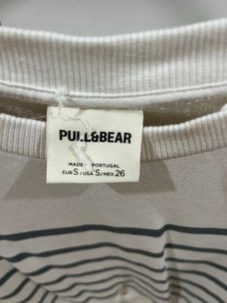 Sudadera blanca y verde a rayas