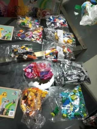 LEGO Classic 11021 Scatola di Costruzione