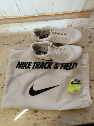 Zapatillas Nike Atletismo Clavos. Talla 41