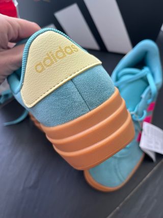 Adidas Bambas Turquesa y Fucsia