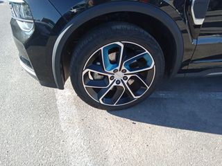 Lynk & Co 01 1.5 PHEV 6.6kW 192 kW (261 CV)