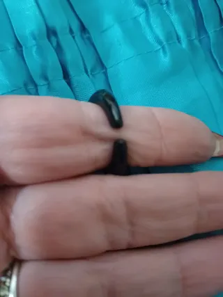 Anello nero con pietra