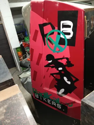 Máquina Arcade Radikal Bikers